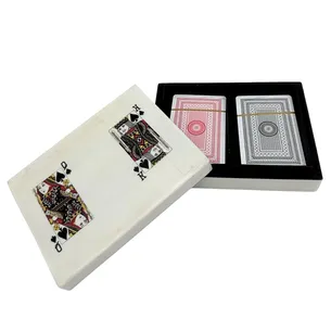 Dwie talie kart w pudełku z żywicy – elegancki prezent dla gracza G1220A