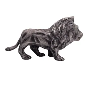 Figurka dekoracyjna lew LEO srebrna z aluminium 24 x 7 x 15 cm