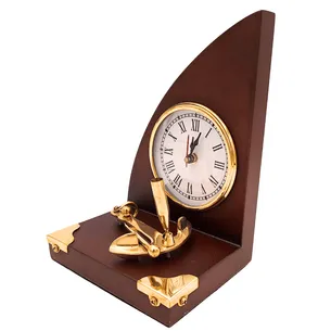 Marynistyczny zestaw biurkowy z zegarem i uchwytem na długopis Jacht TC025