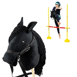 Zestaw Skippi Hobby Horse czarny z przeszkodą do skakania 135 cm