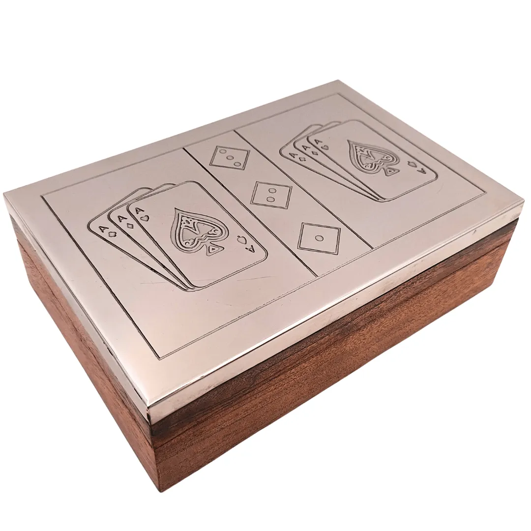 Dwie talie kart i kości do gry w drewnianym pudełku z aluminiowym topem DC-004