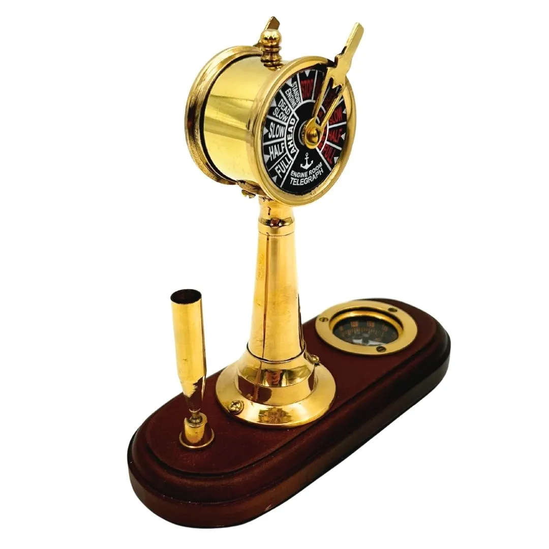 Elegancki zestaw na biurko z telegrafem maszynowym, kompasem i uchwytem na długopis TT018