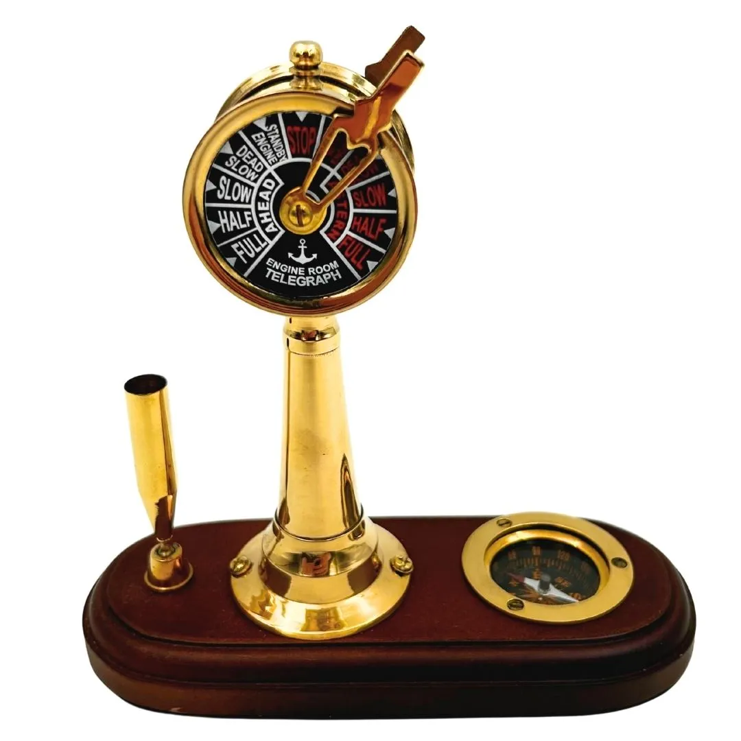 Elegancki zestaw na biurko z telegrafem maszynowym, kompasem i uchwytem na długopis TT018