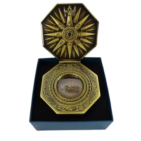 Kompas mosiężny Cardan H43 w drewnianej obudowie